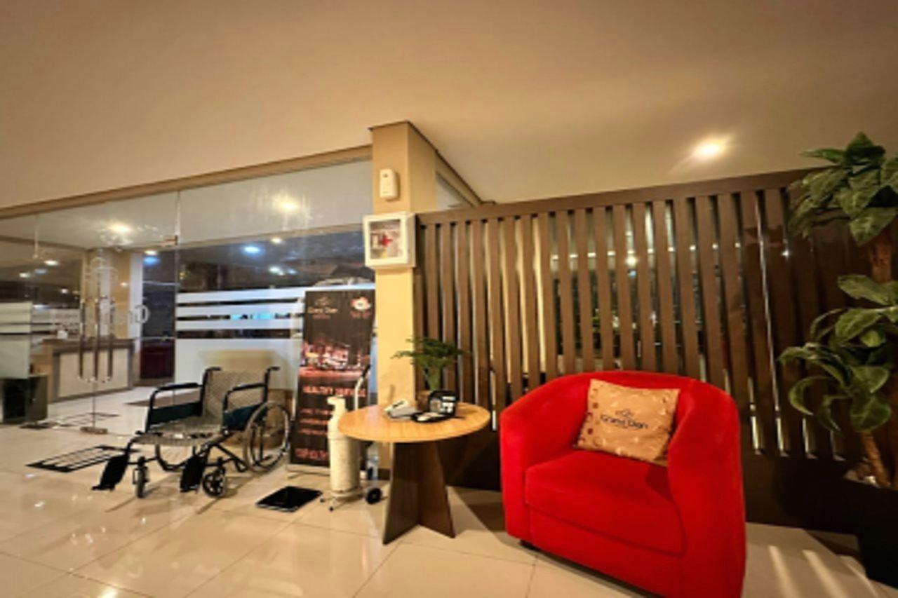 Grand Dian Hotel Brebes 35/41