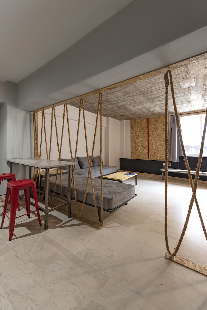 Piraeus Premium Suites 38/50