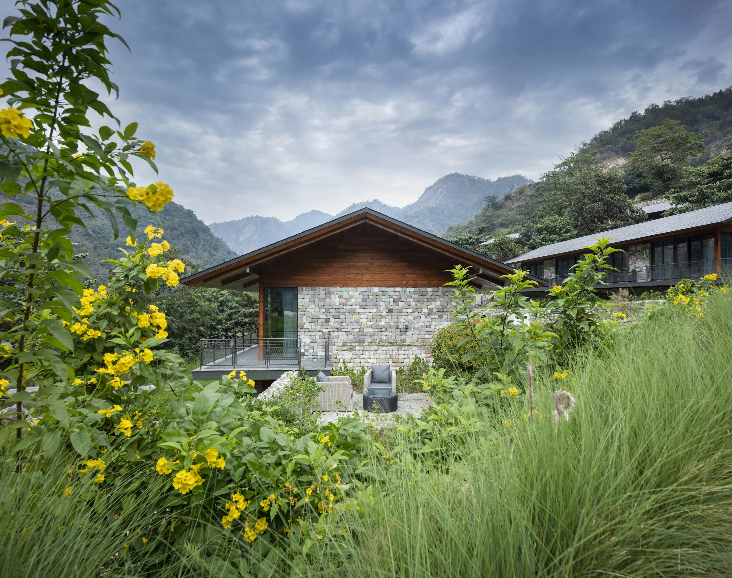 Taj Rishikesh Resort And Spa 75/80