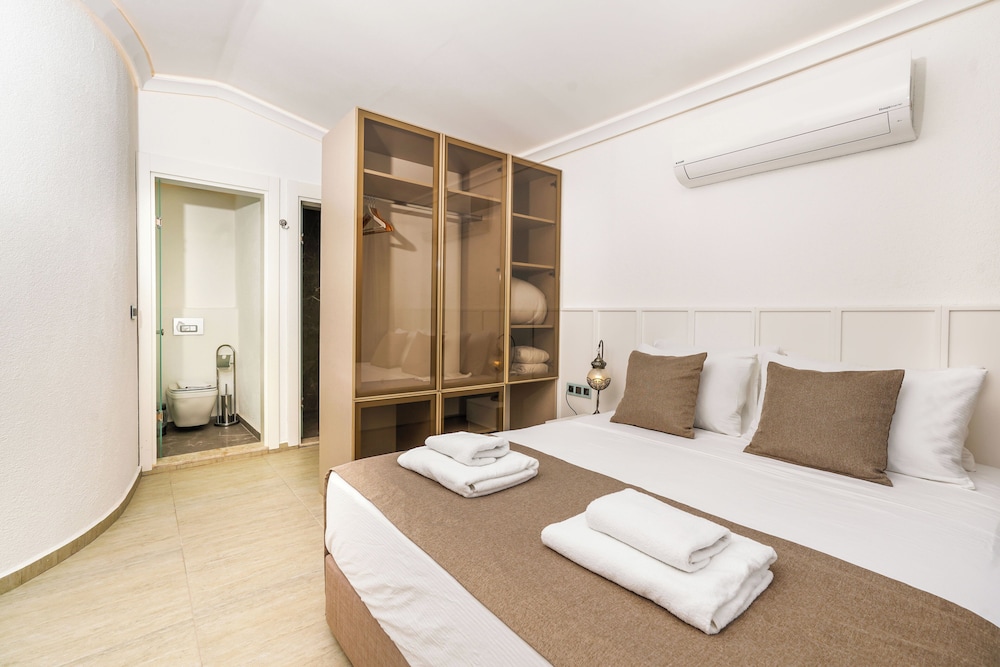Likya Gardens Hotel 11/62