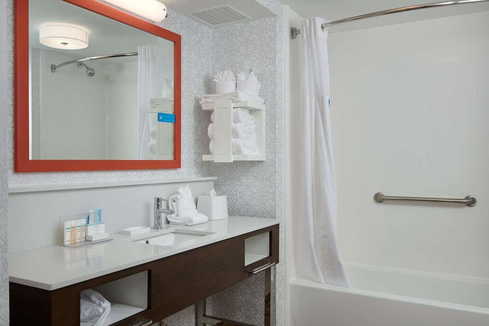 Hampton Inn Wilmington Medical Park 12/55