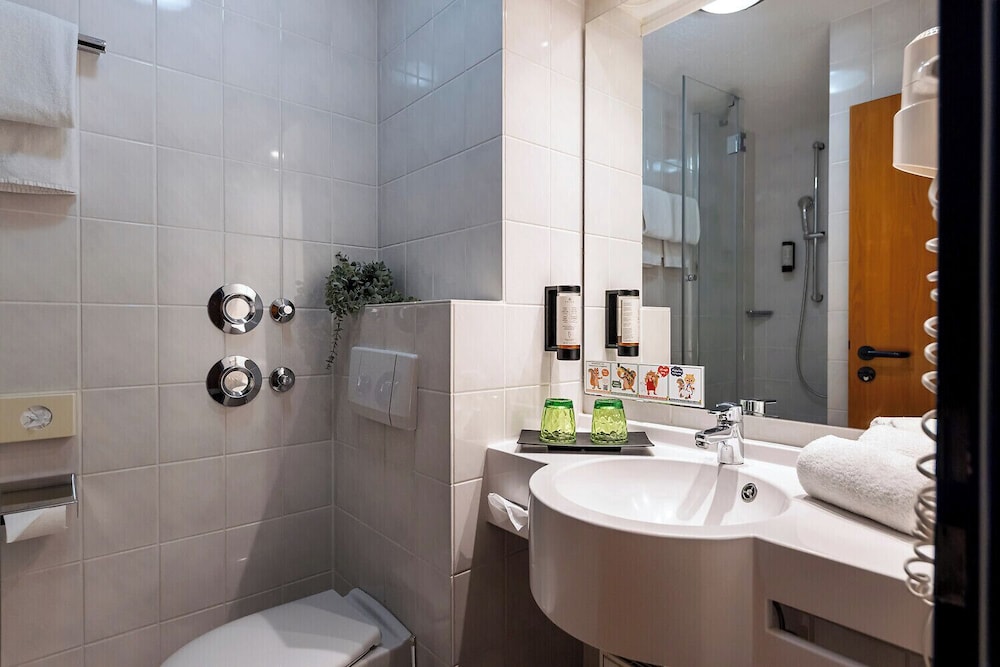 Achat Hotel Darmstadt Griesheim 72/74