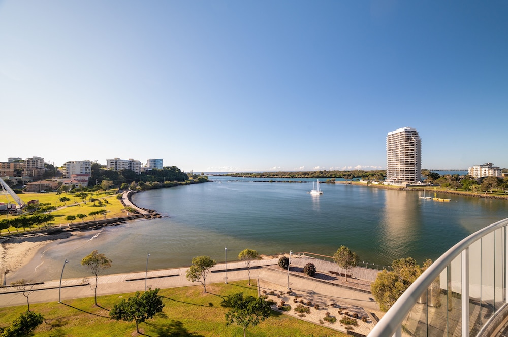The Sebel Twin Towns Coolangatta 58/64