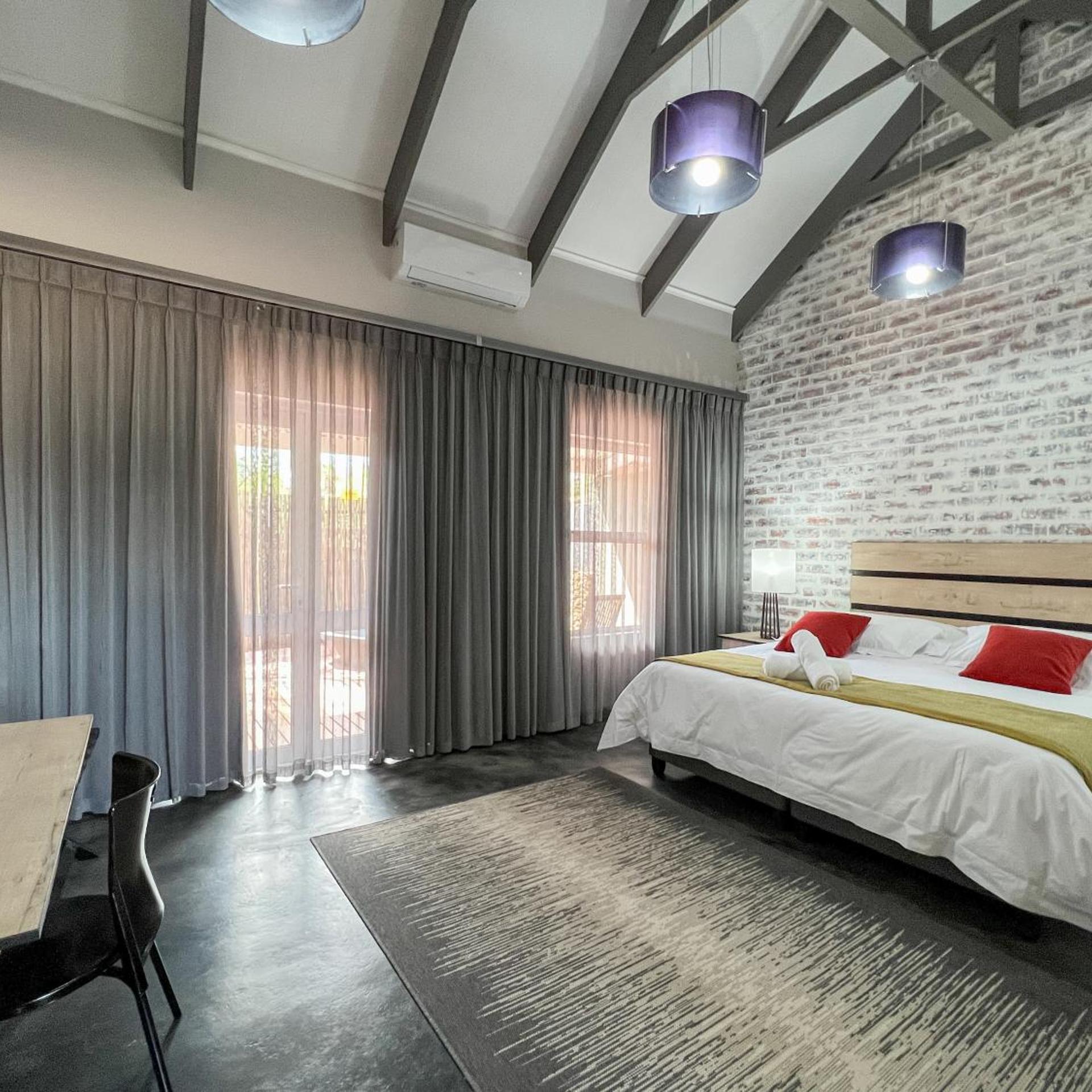 The Featherbed - Oudtshoorn 14/50