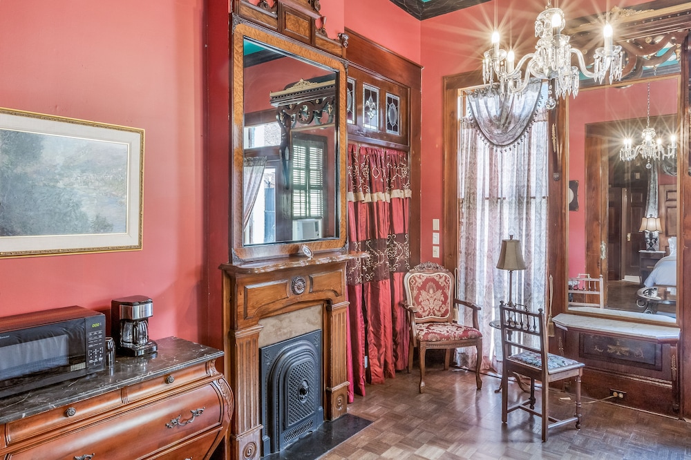 Royal Barracks Guest House 26/37