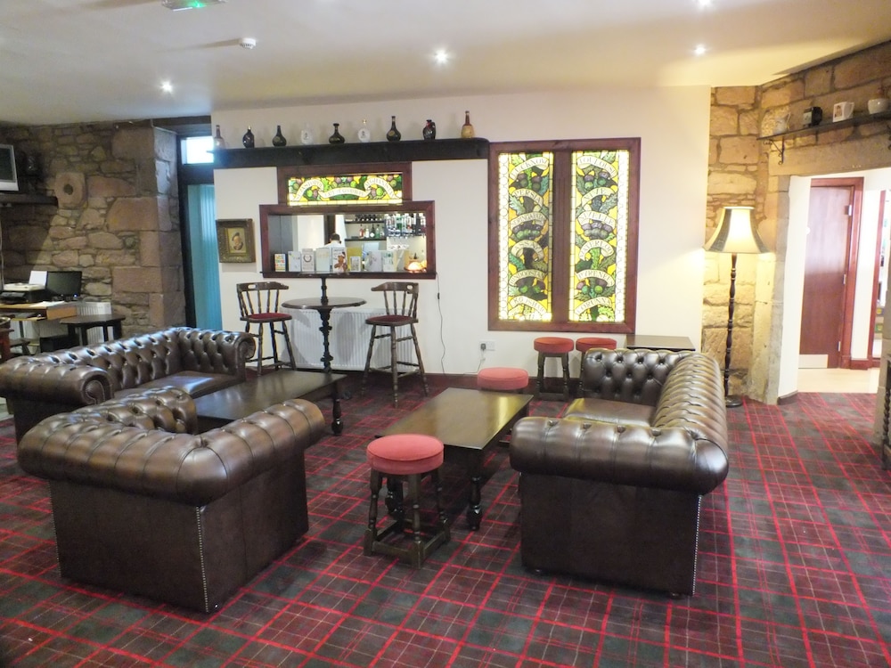 The Alyth Hotel 35/50