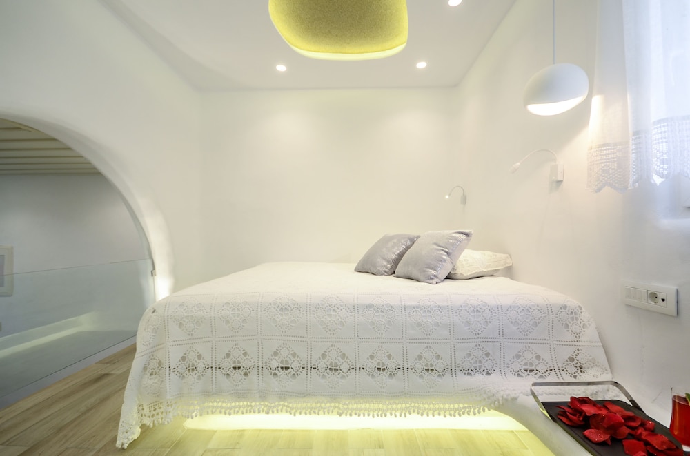 Naxos Island Escape Suites 14/71