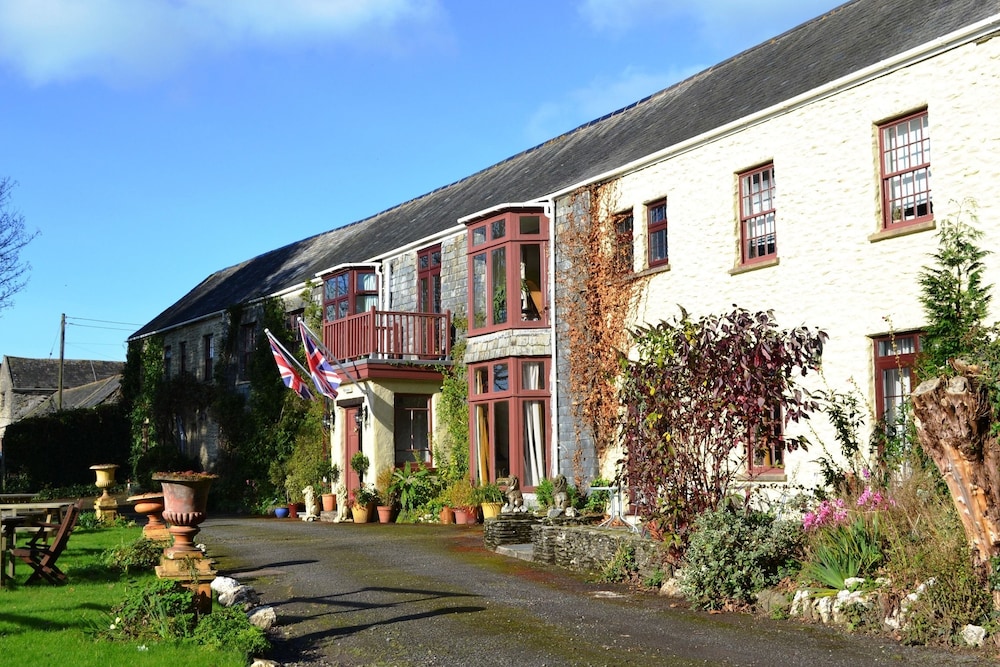 Trimstone Manor Country House Hotel 2/50