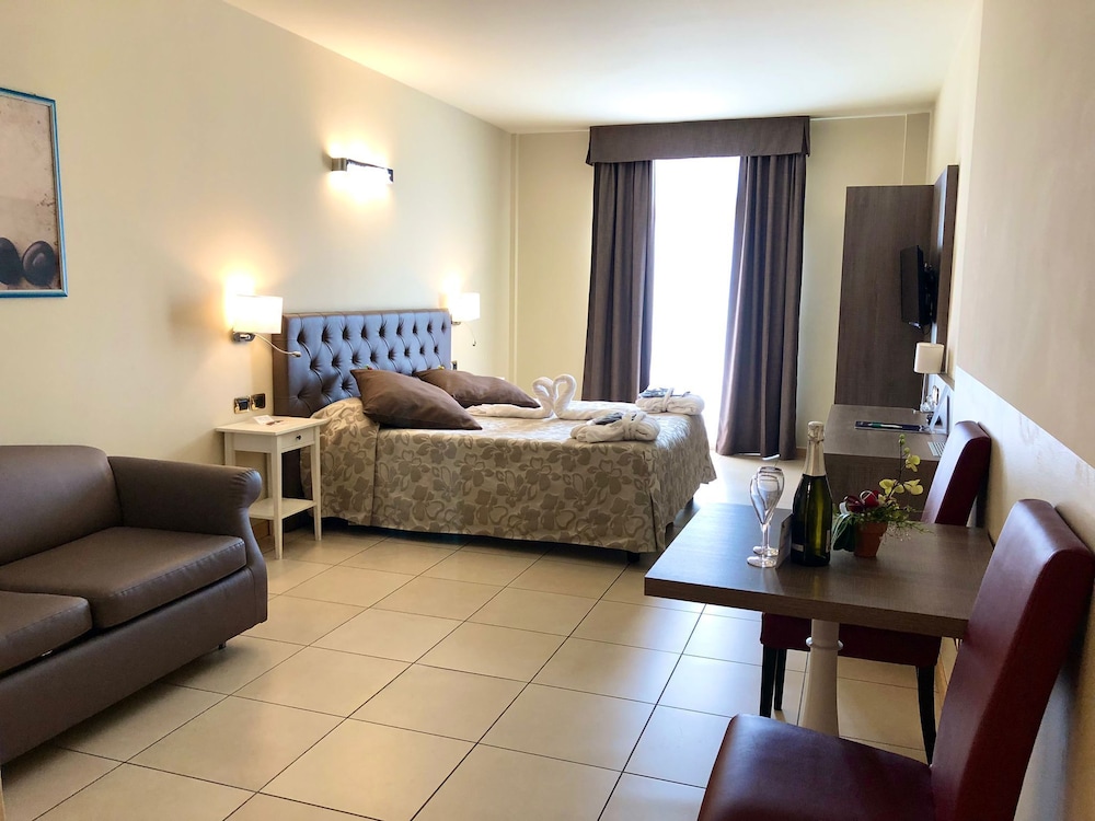 Hotel Lovere Resort And Spa 46/53
