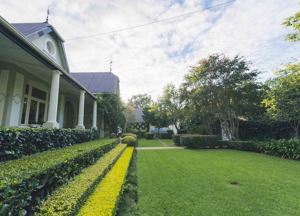 Osborne House - Guest House 58/72