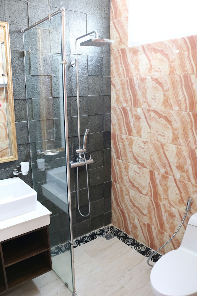 Pancur Gading Hotel and Resort 35/37