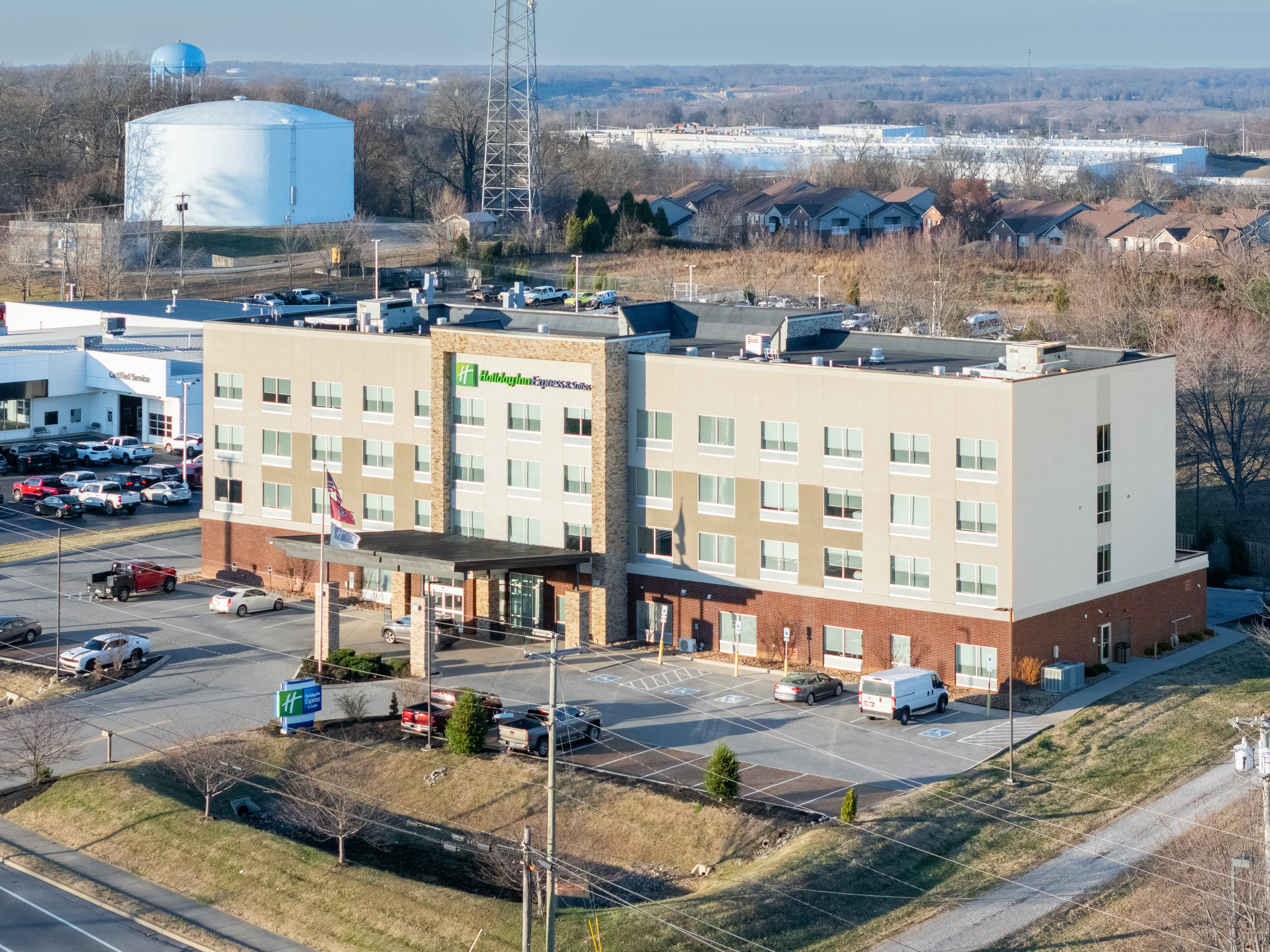 Holiday Inn Express Suites Nashville North Springfield 10/77