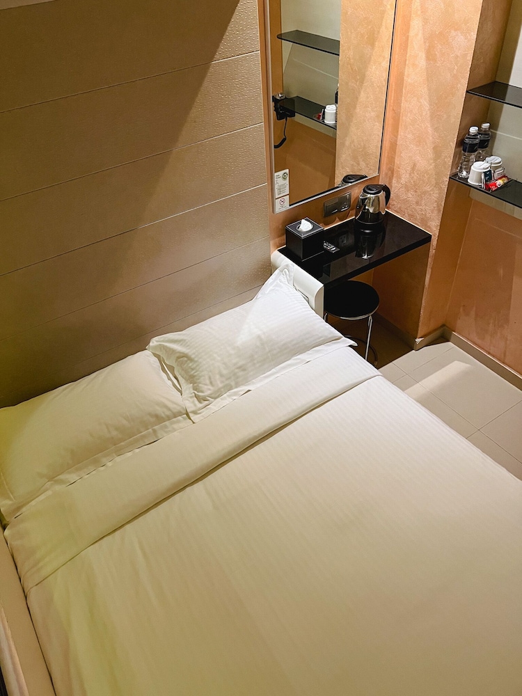 Fragrance Hotel - Viva 26/47