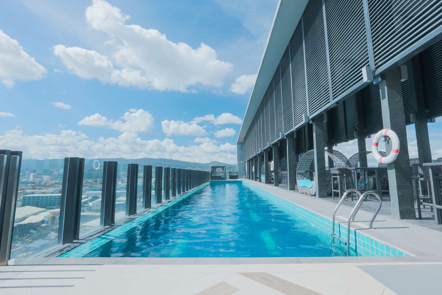 Bai Hotel Cebu, WorldHotels Elite 22/23