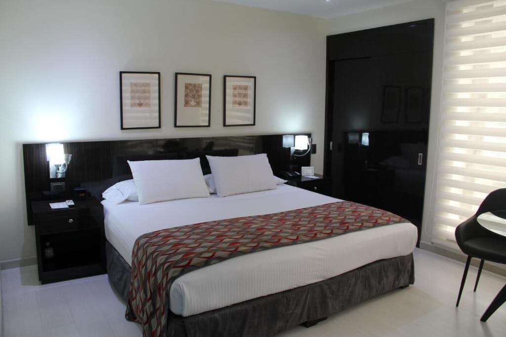غرفة كلاسيكية بسرير كينج، GHL Hotel Porton Medellin 9/10