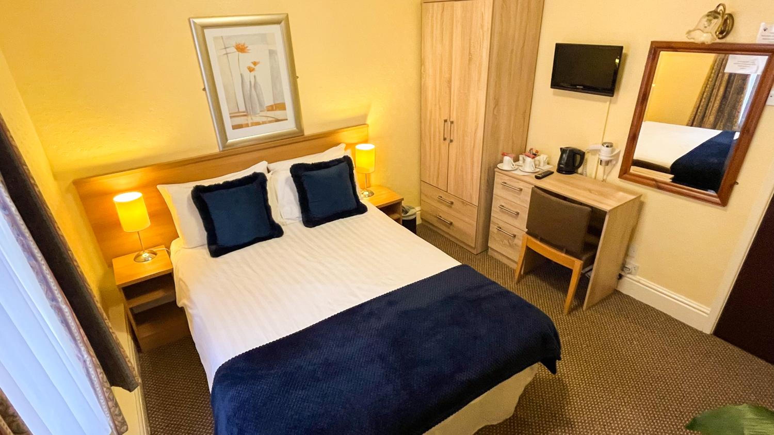 The Sutcliffe Hotel 13/55