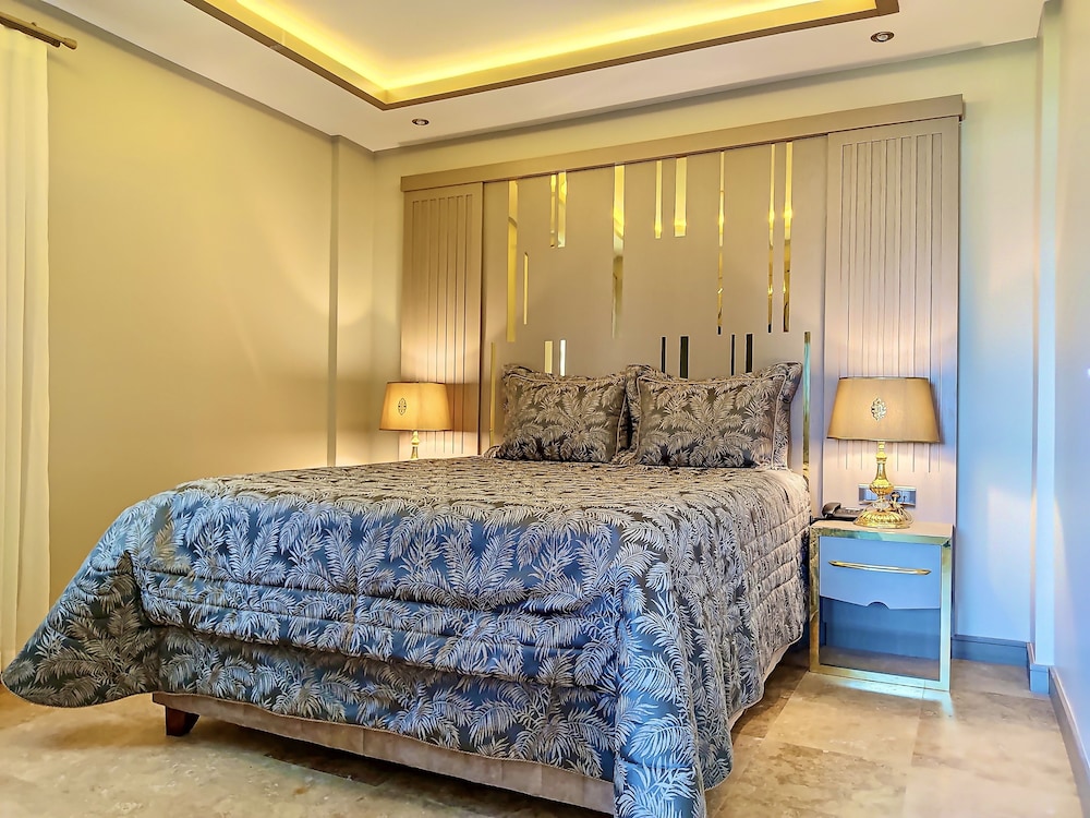 Roas Hotel 5/45
