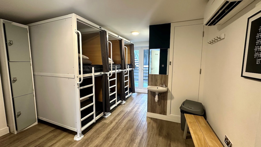 Smart Camden Inn Hostel - Adults Only 28/55