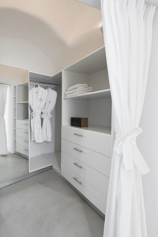 Iliovasilema Suites 11/50