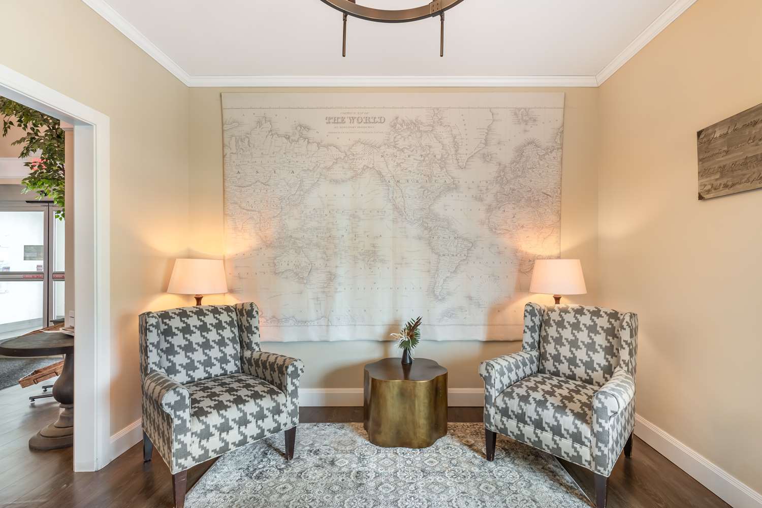 Best Western Plus University Park Inn and Suites 15/19