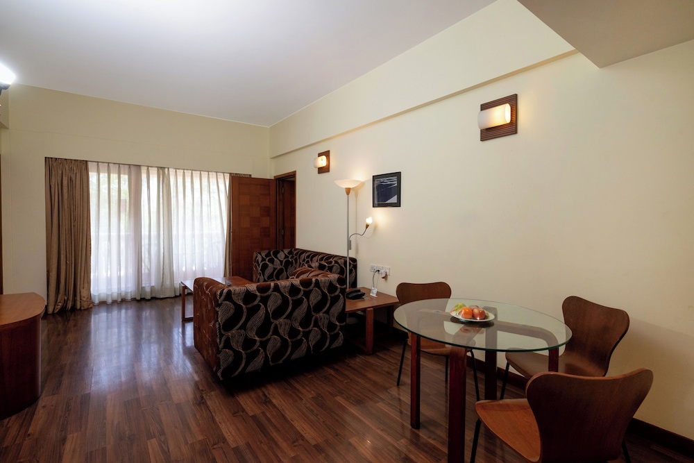 Lagoona Resort 56/78