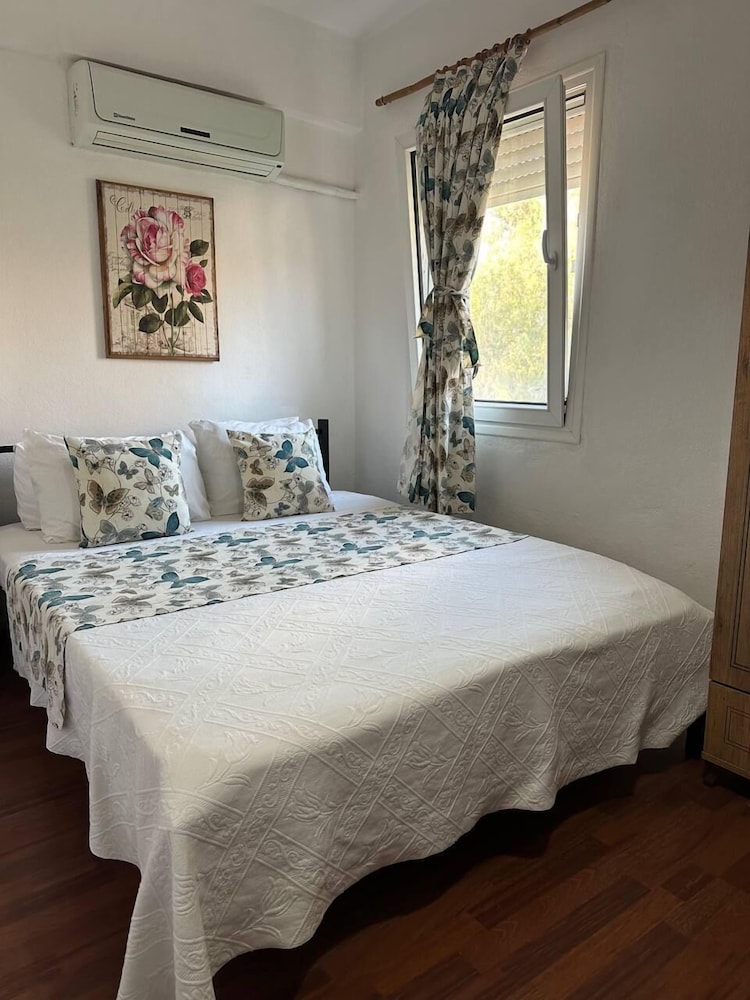 Eski Datca Pansiyon Cafe 15/50