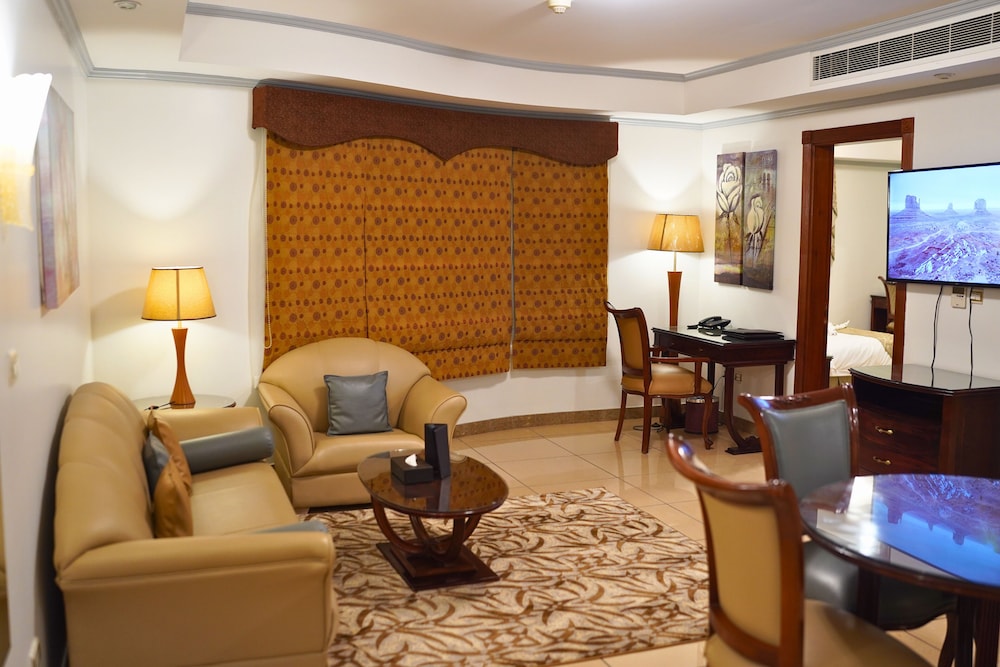 بيست ويسترن بلس ساند روز سو(Sand Rose Suite Hotel) 53/61