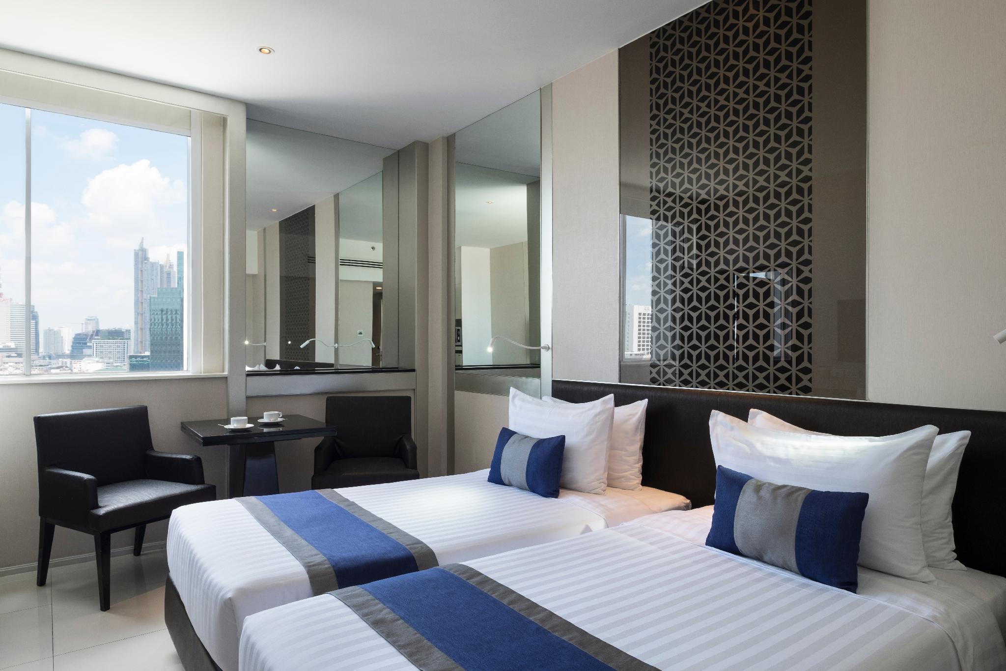 Connecting, Mandarin, Double and Twin Beds