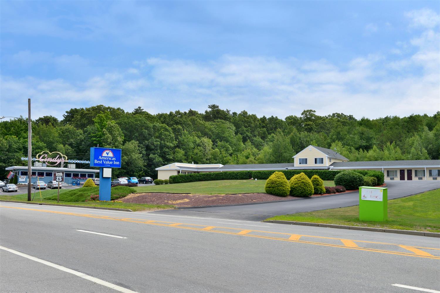 Americas Best Value Inn-Providence/North Scituate 14/15