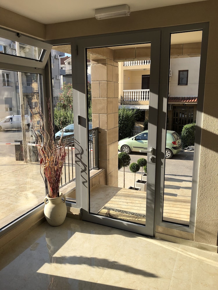 Almare Apartments Budva 28/50