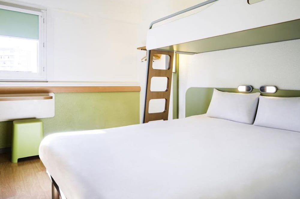 Ibis Budget Toulouse Colomiers 5/22