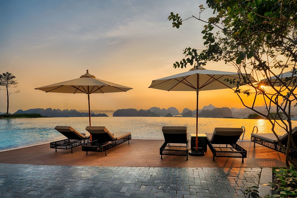 Flc Ha Long Bay Golf Club And Luxury Resort 59/67