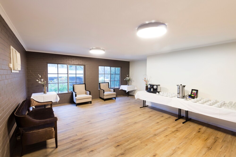 Eltham Gateway Hotel and Conference Centre 9/37