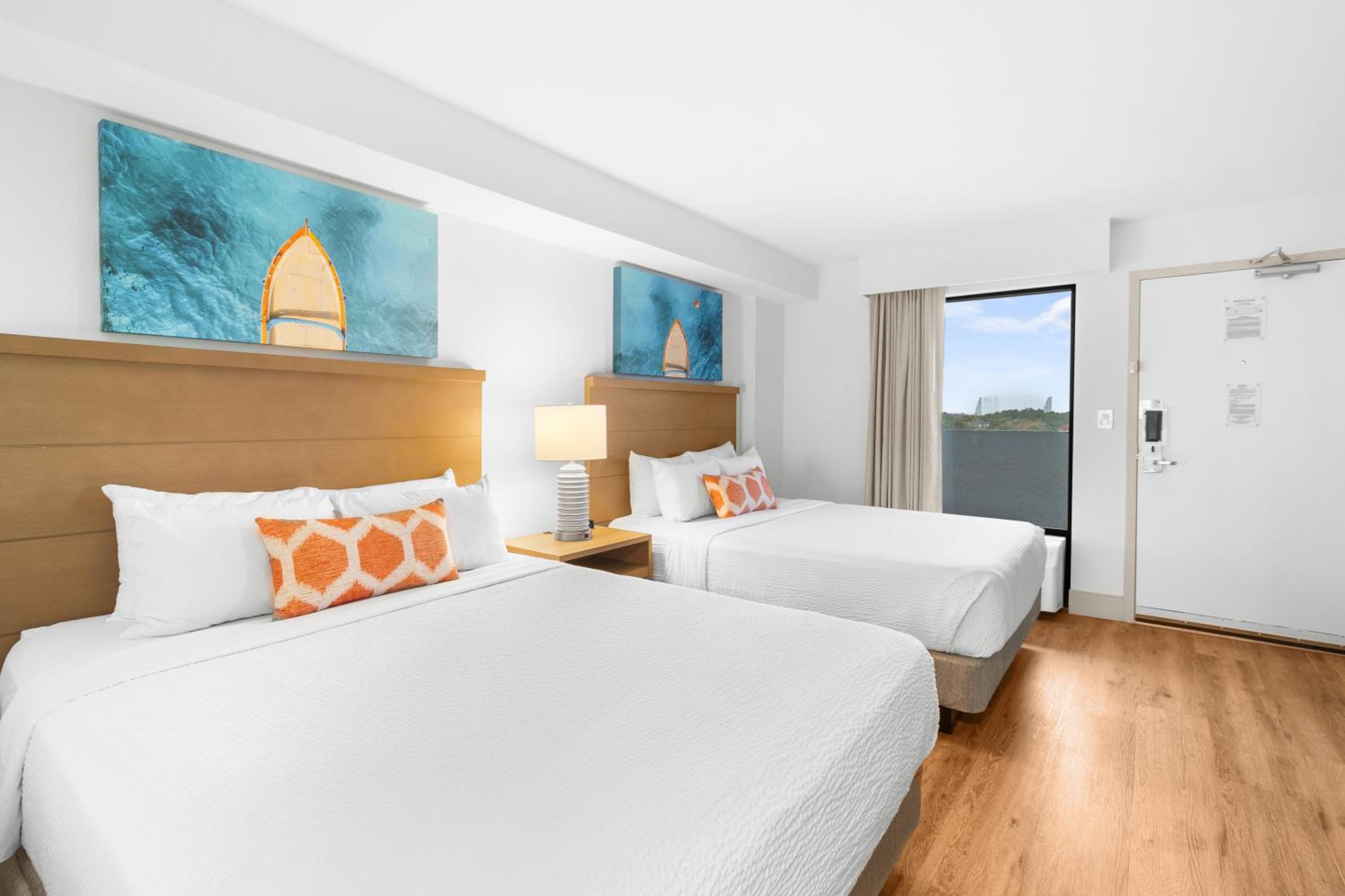 1 Bedroom, Deluxe, Suite, 2 Queen Beds, Ocean Front, Sofa