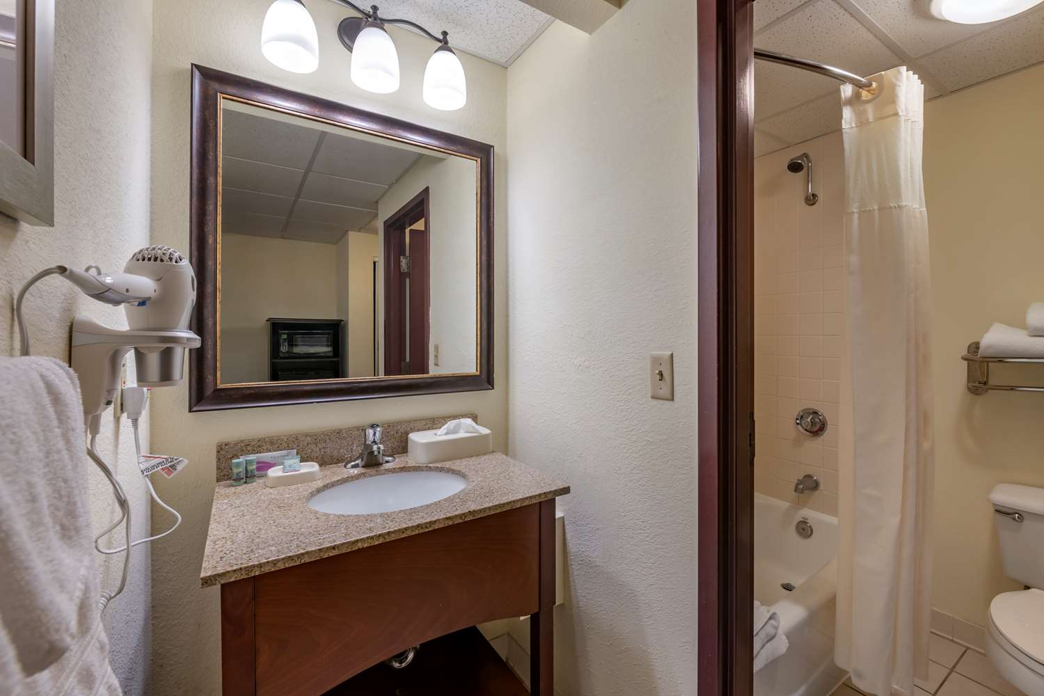 Best Western Gateway Grand 53/54