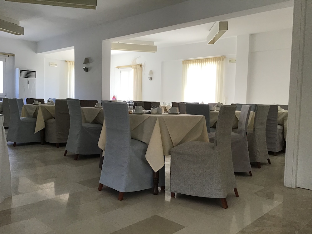 Thera Mare Resort 45/56