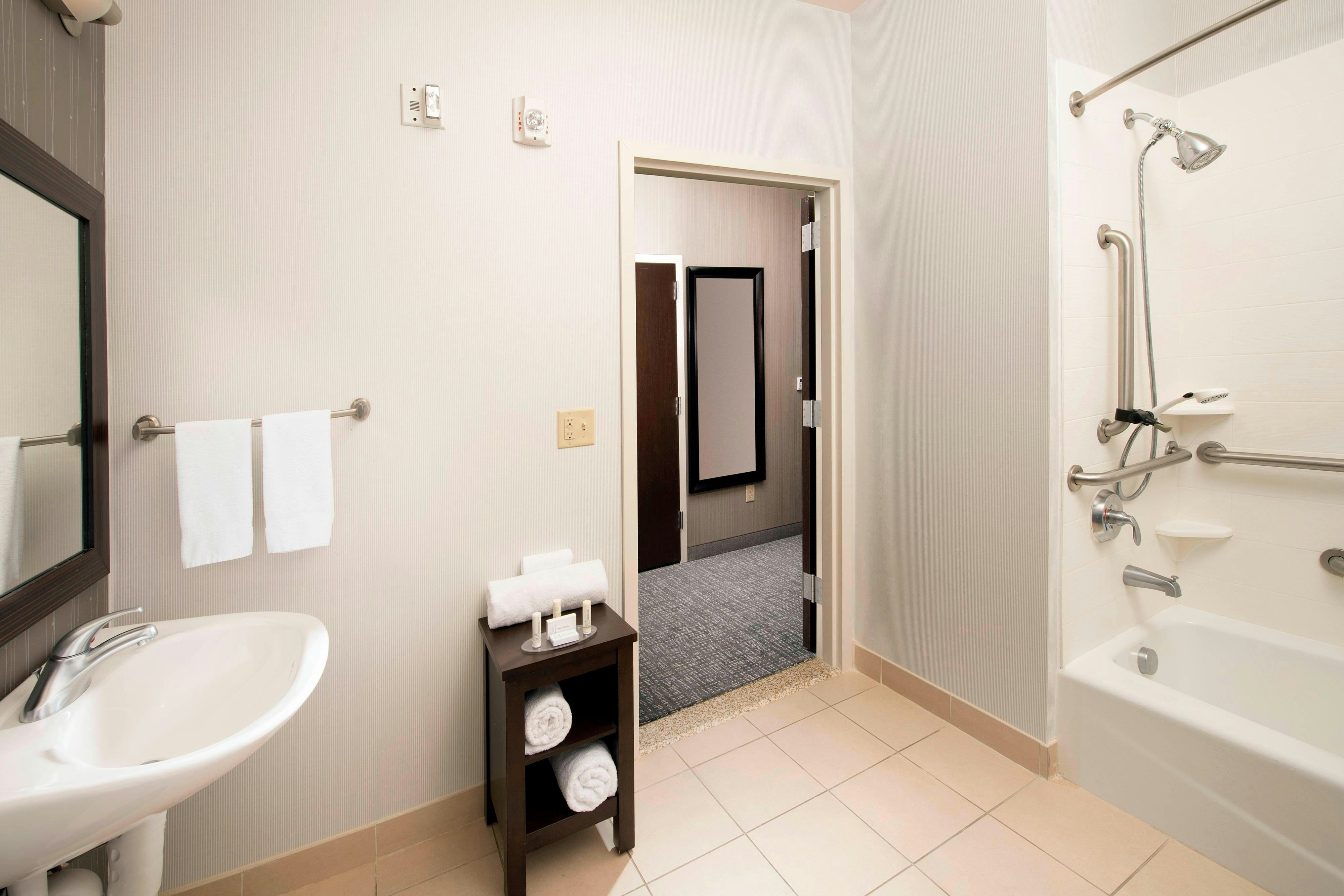 Courtyard by Marriott Tyler 20/22