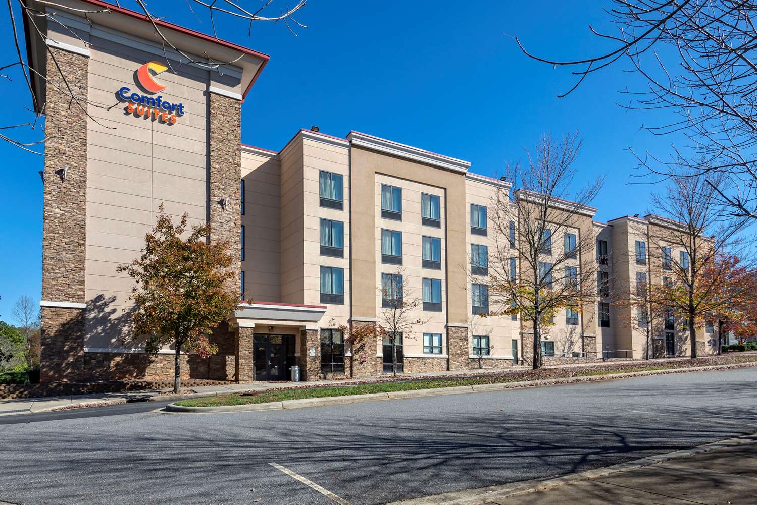 Comfort Suites Huntersville near Lake Norman 21/21