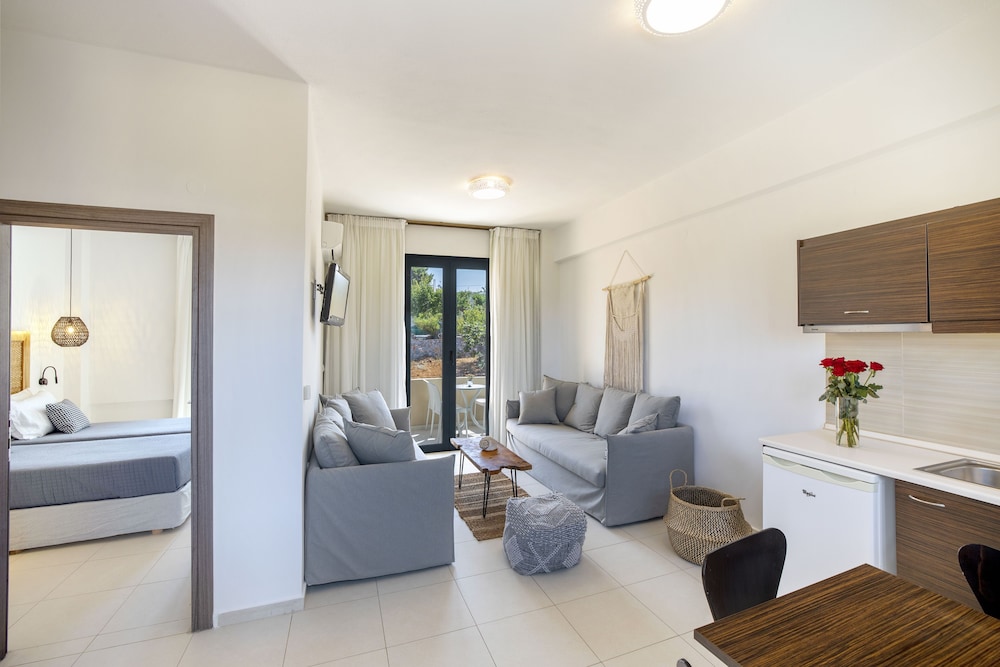 La Stella Suites 47/64