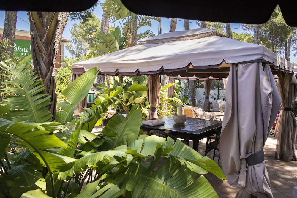 HOTEL CON ENCANTO PALAU VERD 3***SUP 32/39