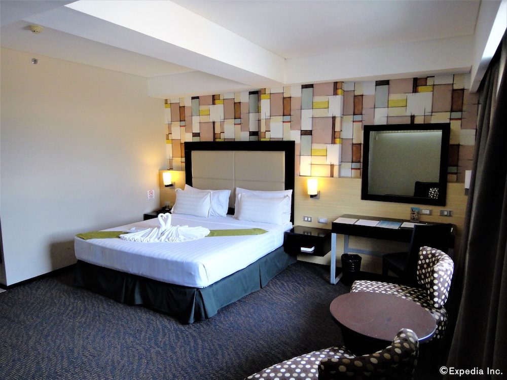 Mallberry Suites Business Hotel 24/59