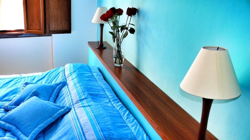 Casa De Las Rosas 29/63