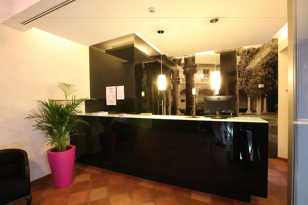 Lobby at Evenia Alcala Boutique, ALCALA DE HENARES