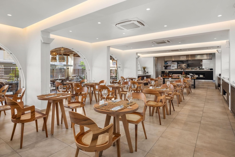 Cabana Blu Lifestyle Boutique Hotel & Suites 44/65