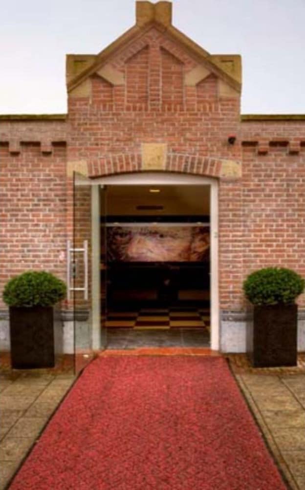 Hotel Van Gogh 47/54