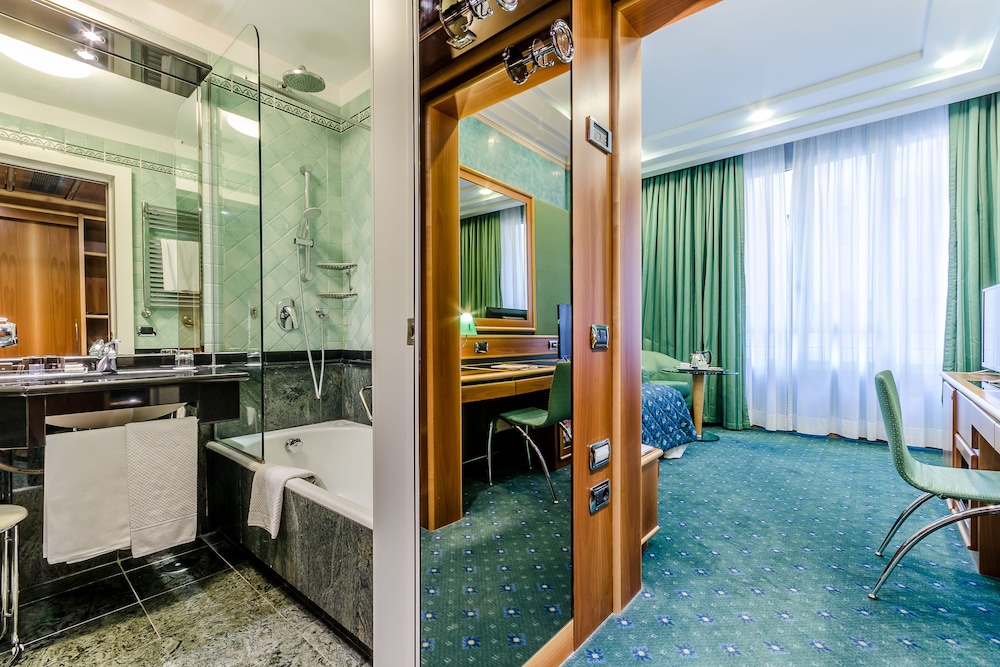 Brunelleschi Hotel Milan 22/49