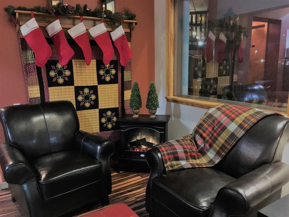 Western Inn-Glacier Park 33/50
