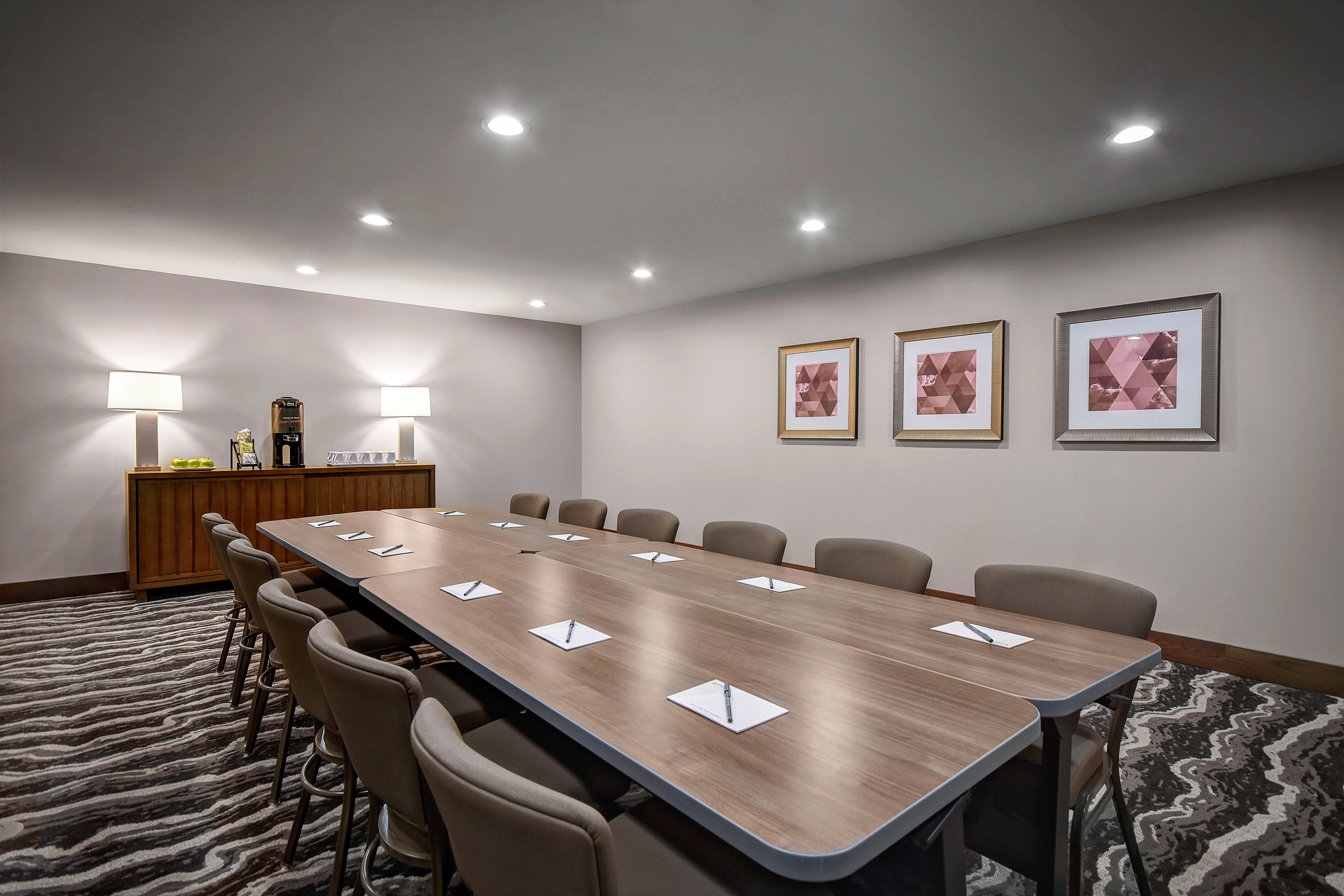 Staybridge Suites Holland 53/64