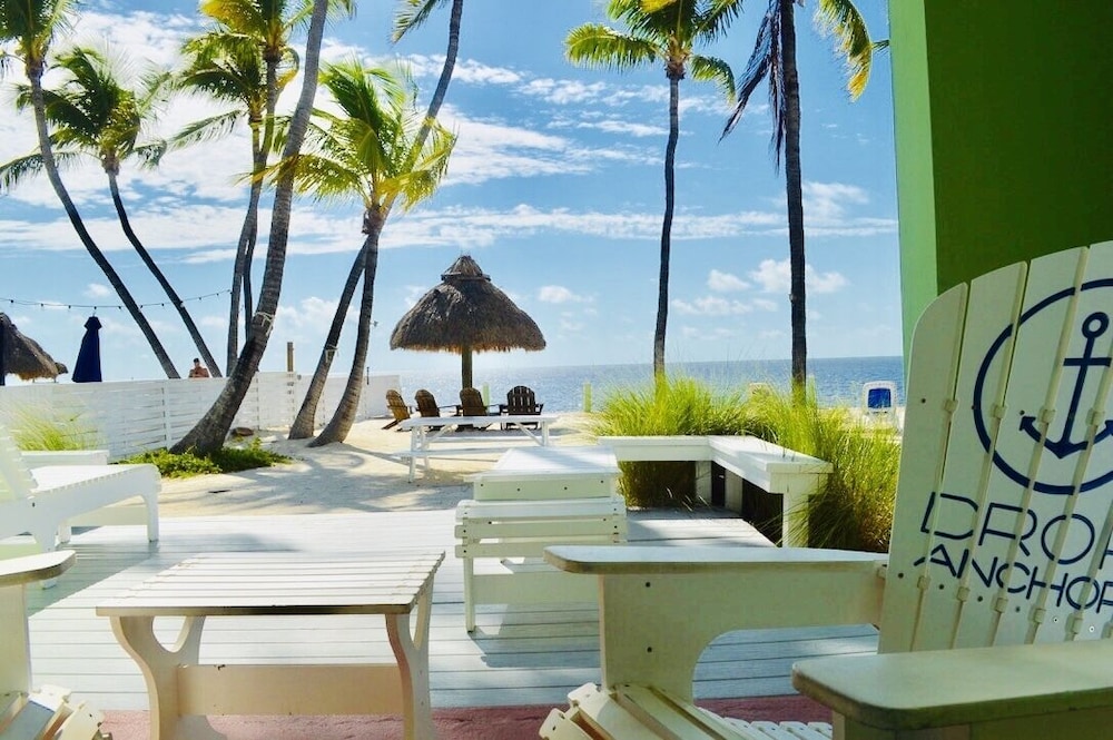 Drop Anchor Resort and Marina 24/50