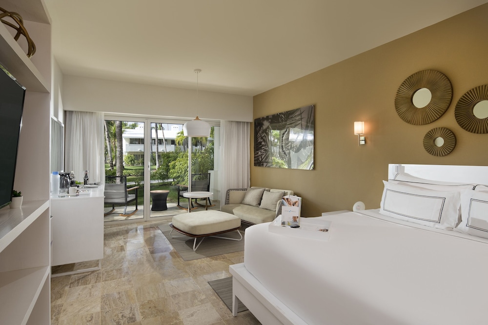 STAY WELL, THE LEVEL, PALM, TROPICAL, SUITE